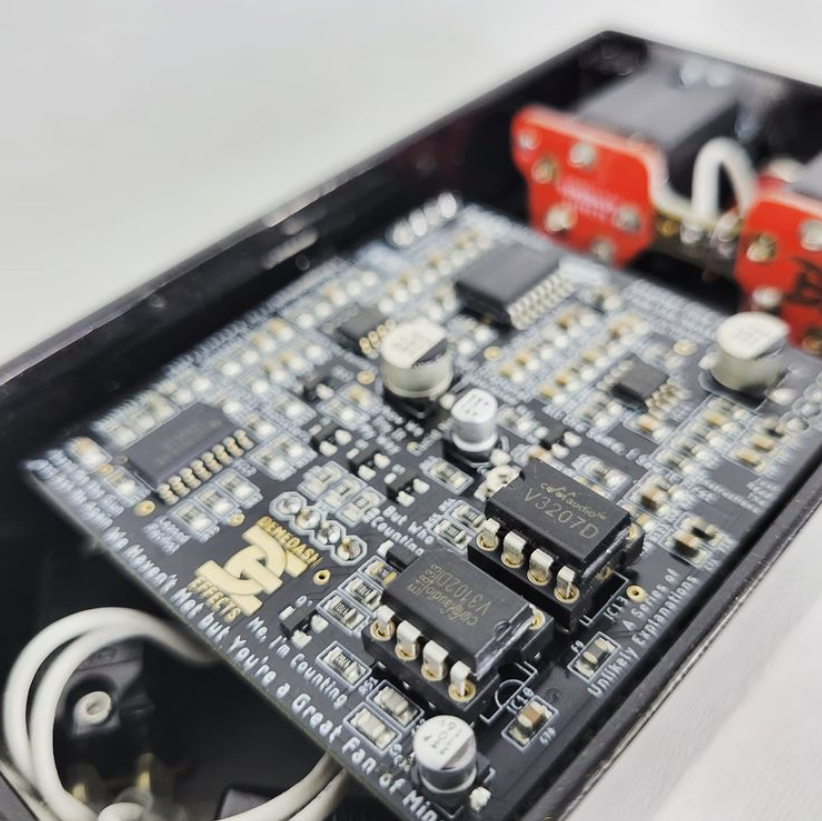 T-60 Alalog Modulator Chorus Flange and Vibrato Pedal