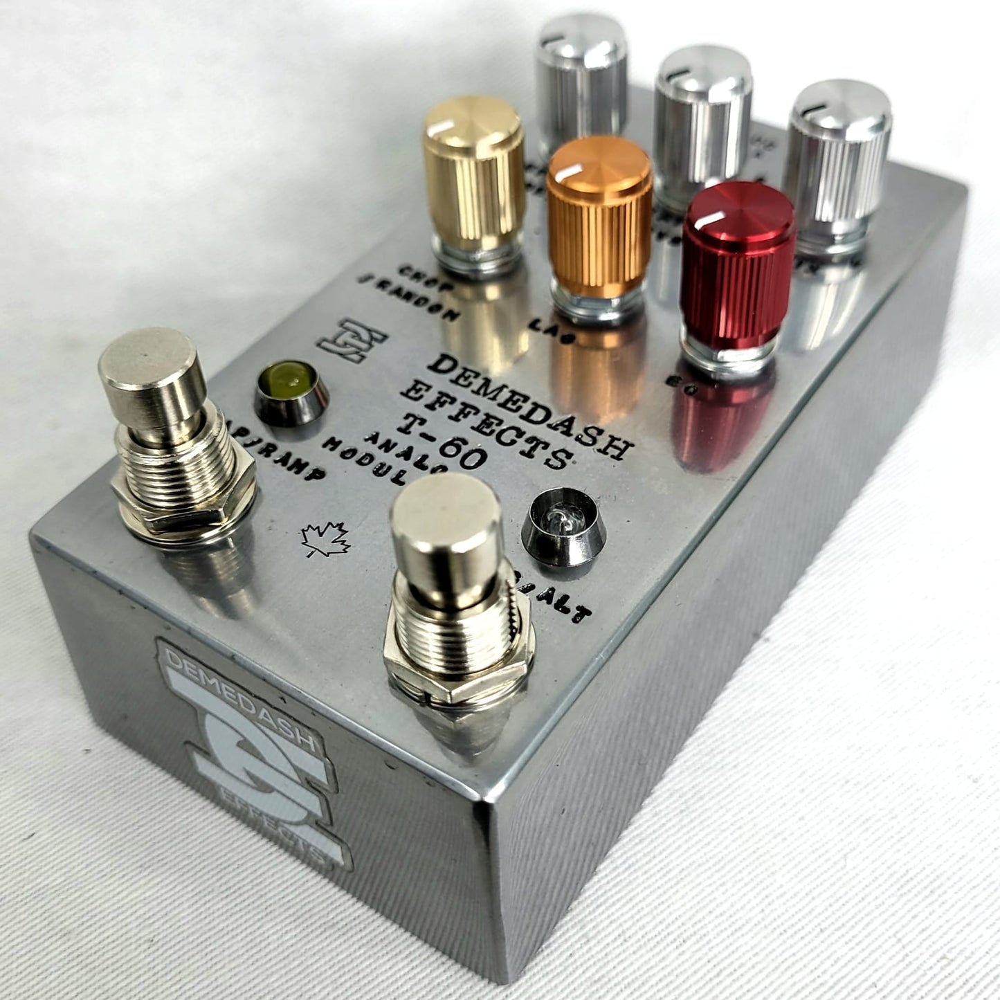 Demedash T60 Analog Modulator Aluminum Bottom Right Corner