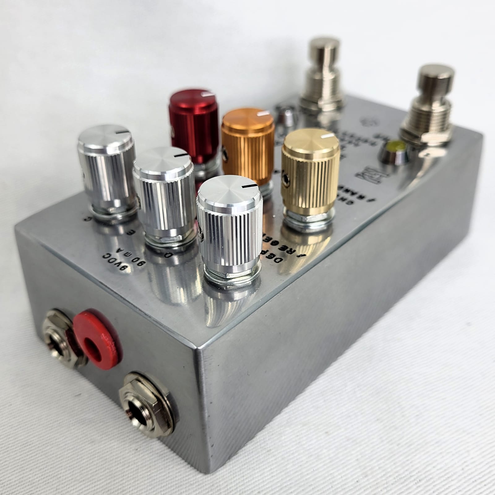 Demedash T60 Analog Modulator Aluminum Top Left Corner