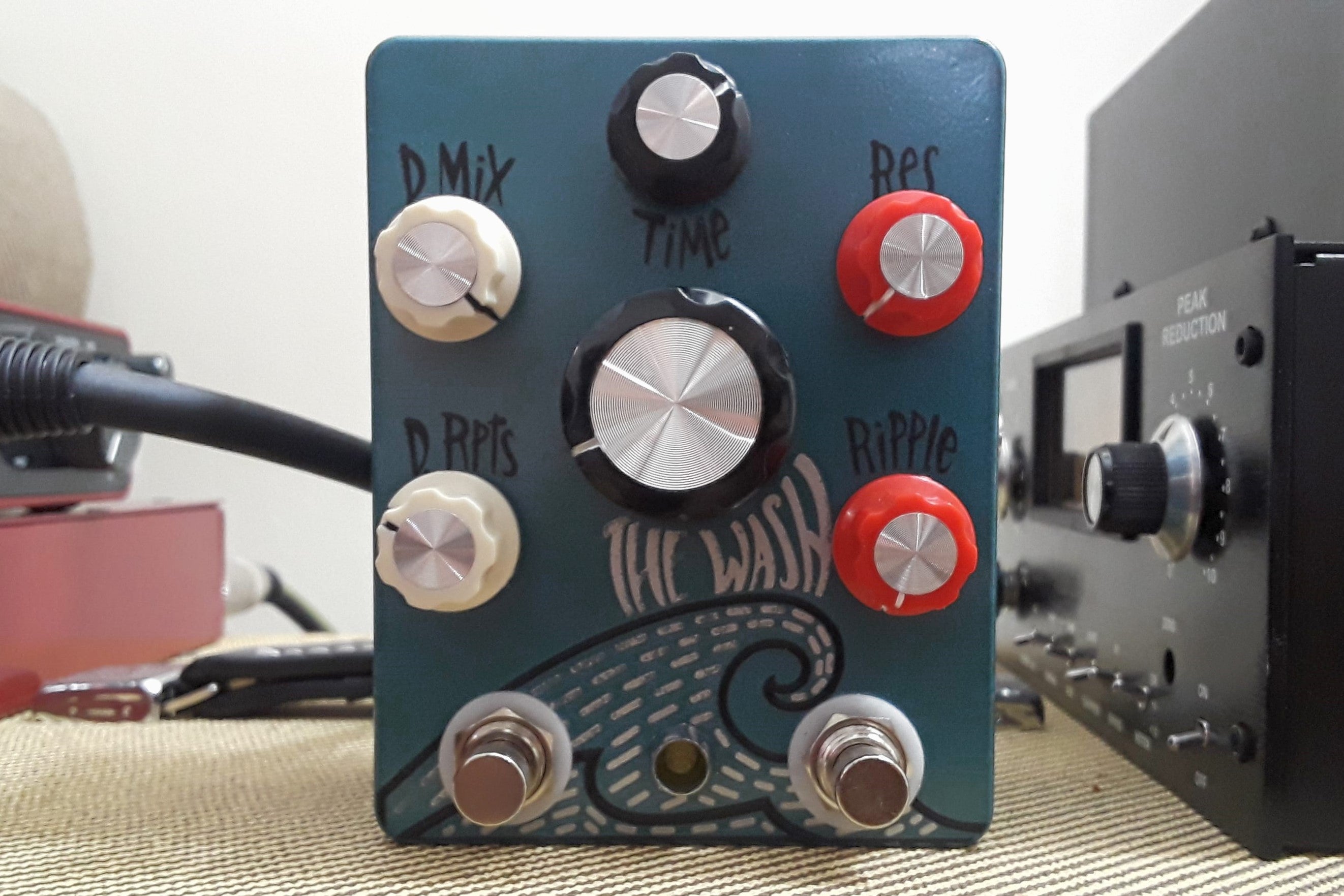Hungry Robot Pedals The Wash Boutique Reverb Pedal