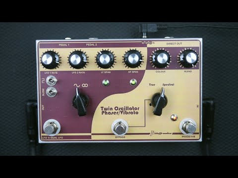 Ftelettronica Boutique Twin Oscillator Phase Vibrato Pedal Lovetone Doppleganger Demo Video